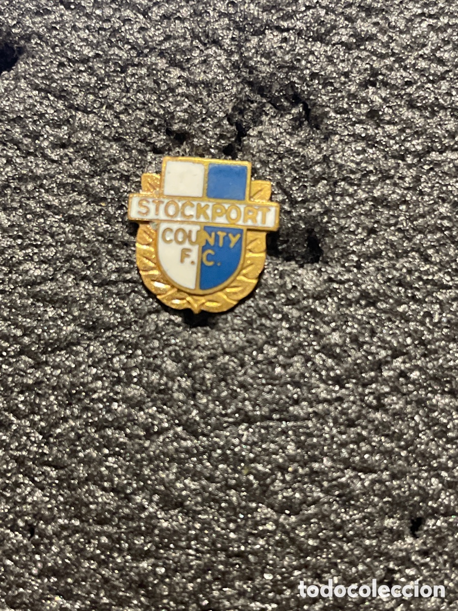 Coleccionismo deportivo: Pin 79 STOCKPORT COUNTY F.C. - Stockport