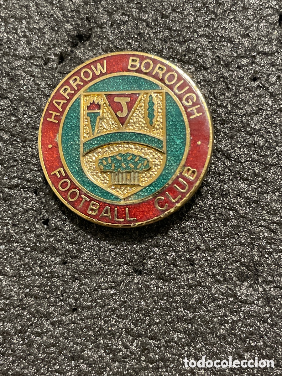 Coleccionismo deportivo: Pin 281 HARROW BOROUGH F.C. - Londres