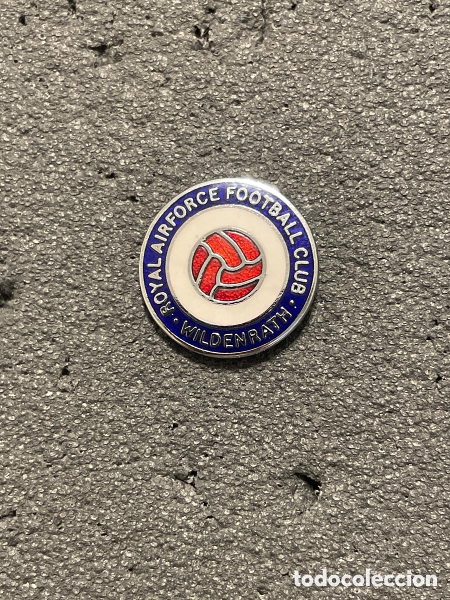 Coleccionismo deportivo: Pin ROYAL AIR FORCE F.C. - Wildenrath (Alemania)