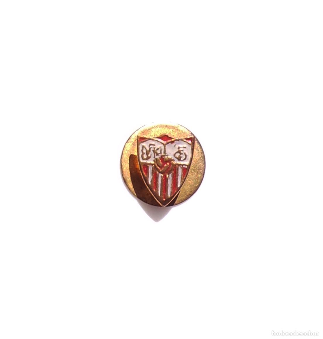 Coleccionismo deportivo: INSIGNIA DE SOLAPA. SEVILLA F&Uacute;TBOL CLUB