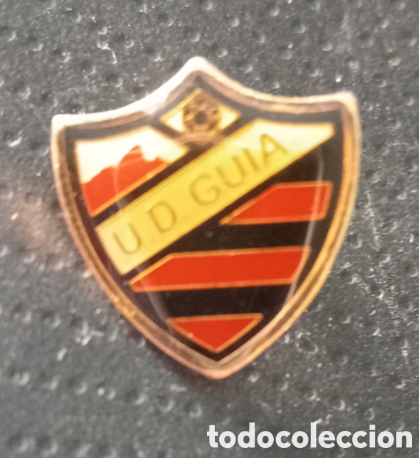Coleccionismo deportivo: PIN F&Uacute;TBOL U D GUIA (CANARIAS)