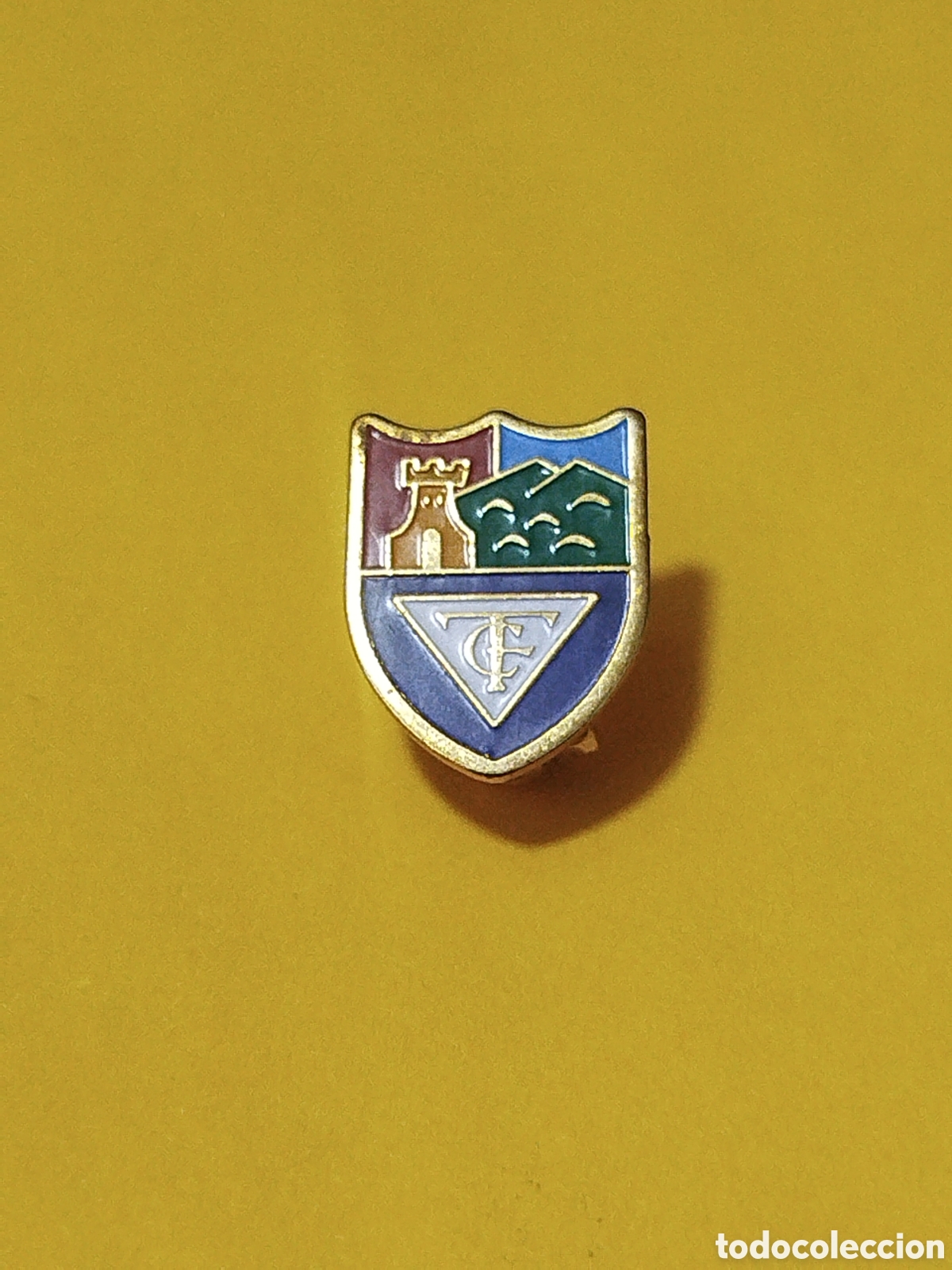 Collectionnisme sportif: PINS DE FUTBOL CF TOLOSA.GUIPUZCOA
