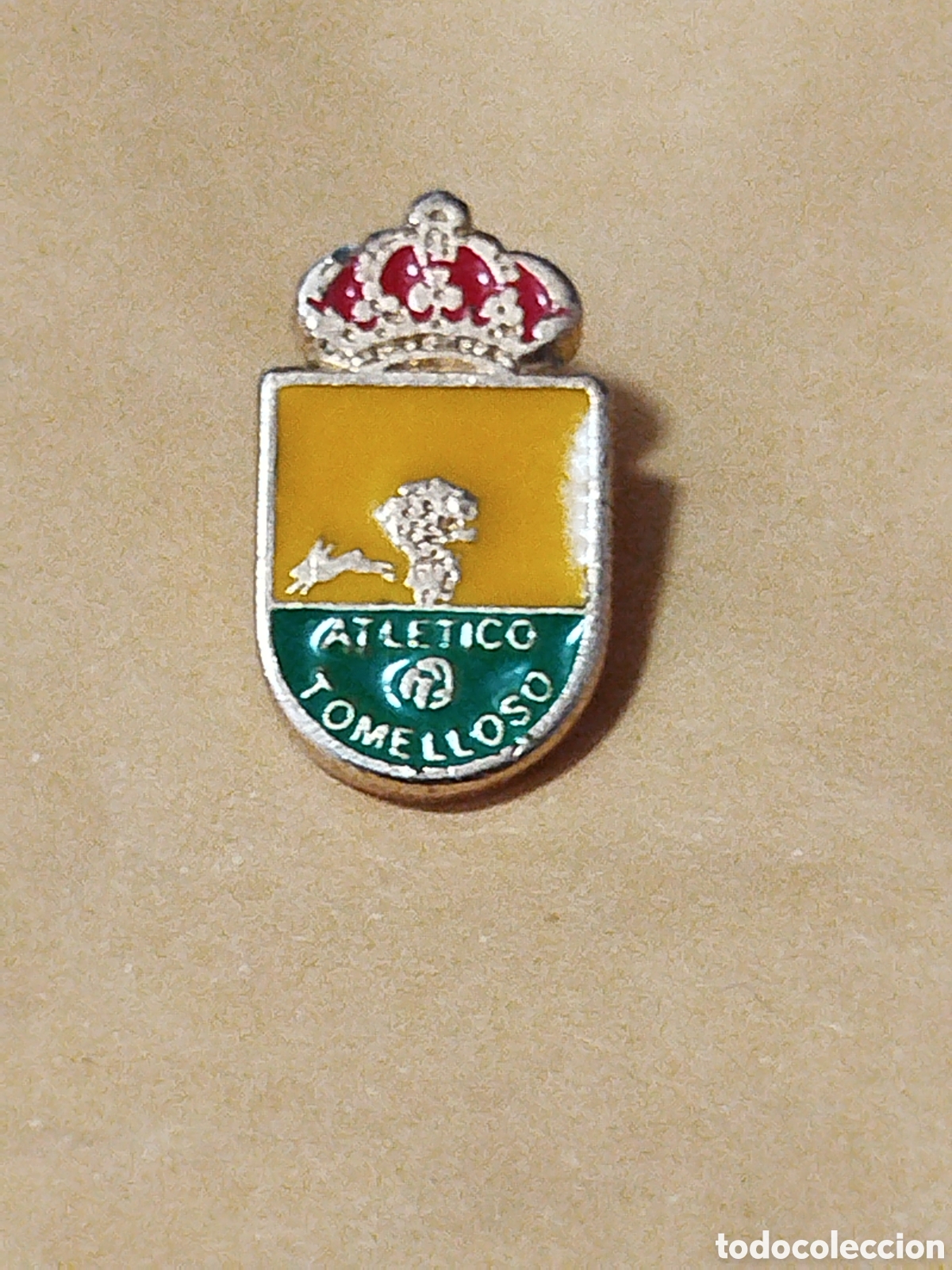 Coleccionismo deportivo: PINS DE FUTBOL ATL&Eacute;TICO TOMELLOSO .CIUDAD REAL