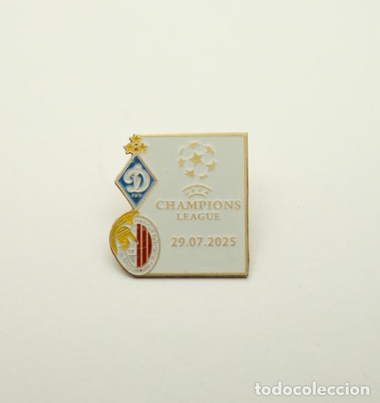 Coleccionismo deportivo: Badge Pin: UEFA Champions League 2025-26 FC Dynamo Kyiv Ukraine - Hamrun Spartans FC Malta