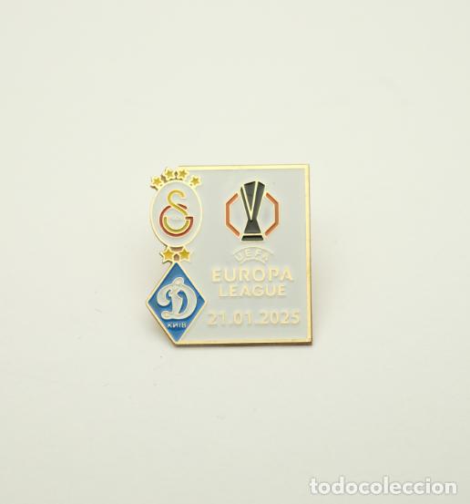 Collezionismo sportivo: Badge Pin: UEFA Europa League 2024-25 Galatasaray SK Turkey - FC Dynamo Kyiv Ukraine