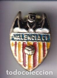 Collectionnisme sportif: ANTIGUA INSIGNIA DE OJAL DE FUTBOL DEL EQUIPO DEL VALENCIA (FOOTBALL)