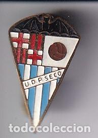 Collectionnisme sportif: ANTIGUA INSIGNIA DE OJAL DEL EQUIPO DE FUTBOL POBLE SEC (FOOTBALL)