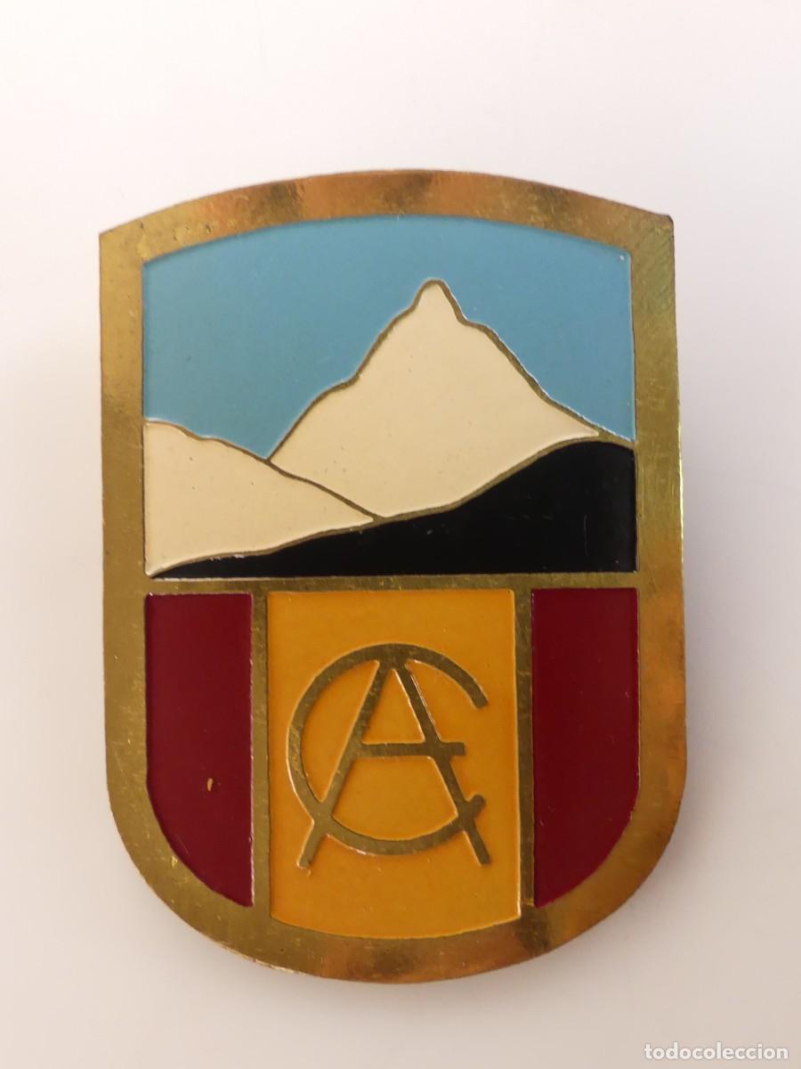 Coleccionismo deportivo: INSIGNIA DE COLECCION - CLUB ALPINO ESPA&Ntilde;OL