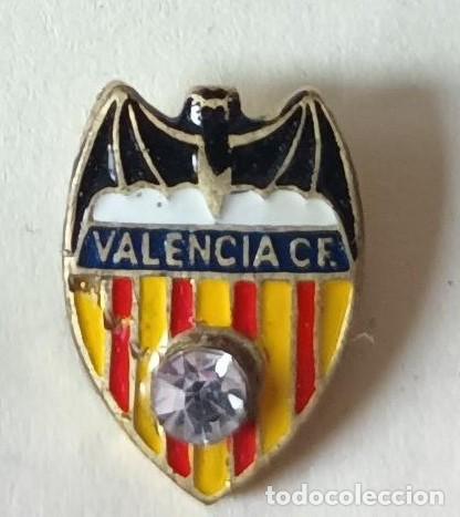 Coleccionismo deportivo: PIN DEL CLUB DE FUTBOL VALENCIA (FOOTBALL)