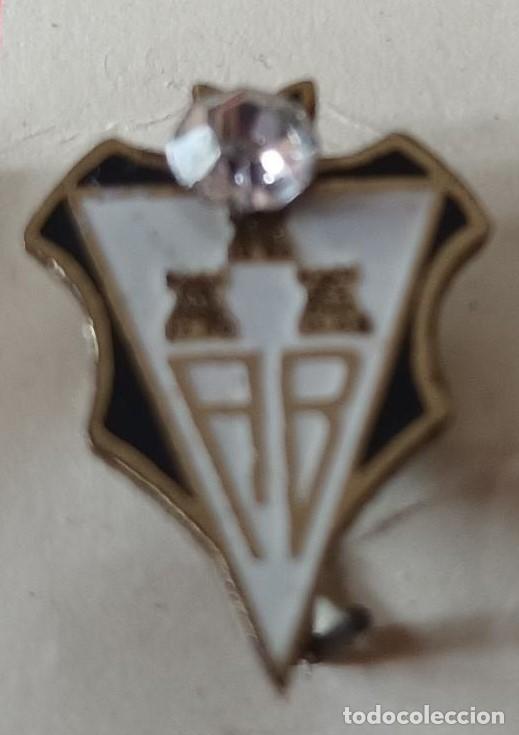 Coleccionismo deportivo: INSIGNIA IMPERDIBLE DEL CLUB DE FUTBOL ALBACETE (FOOTBALL)