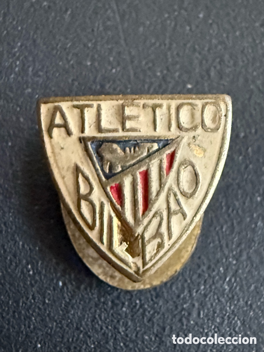Coleccionismo deportivo: Insignia Ojal. ATL&Eacute;TICO BILBAO a&ntilde;os 40-50