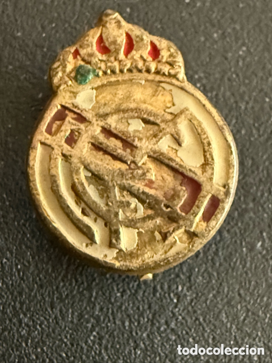 Coleccionismo deportivo: Antigua Insignia. REAL MADRD - Foto 1
