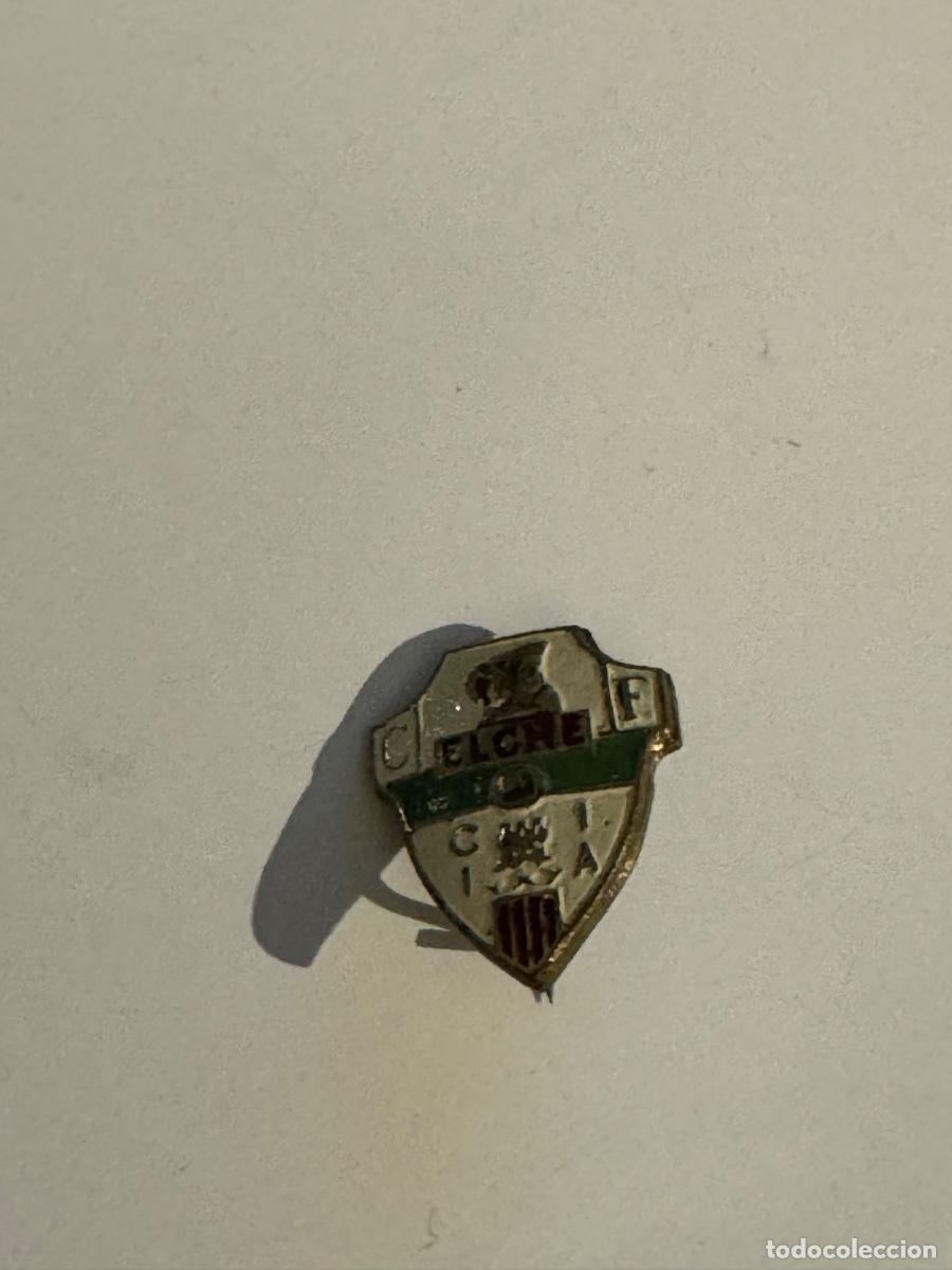Coleccionismo deportivo: FUTBOL INSIGNIA AGUJA / PIN. DEPORTIVO -ORIGINAL A&Ntilde;OS 50/60/70 (G)