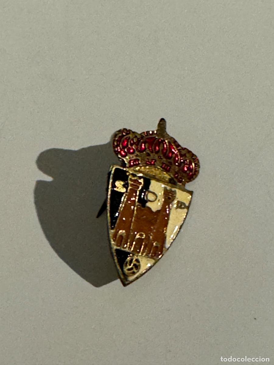 Coleccionismo deportivo: FUTBOL INSIGNIA AGUJA / PIN. DEPORTIVO -ORIGINAL A&Ntilde;OS 50/60/70 (G)