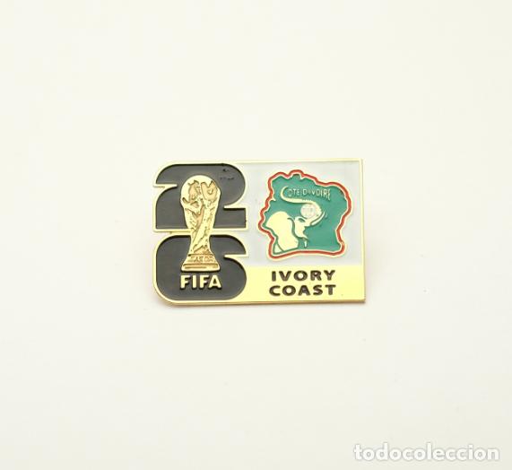 Coleccionismo deportivo: Metal badge football 2026 FIFA World Cup - Ivory Coast national team.