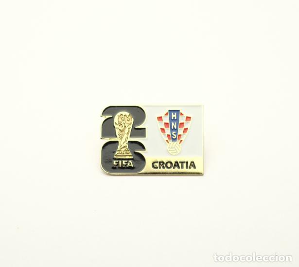 Coleccionismo deportivo: Metal badge football 2026 FIFA World Cup - Croatia national team.