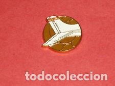 Coleccionismo deportivo: PIN FUTBOL CLUB DEPORTIVO BARAJAS (MADRID)