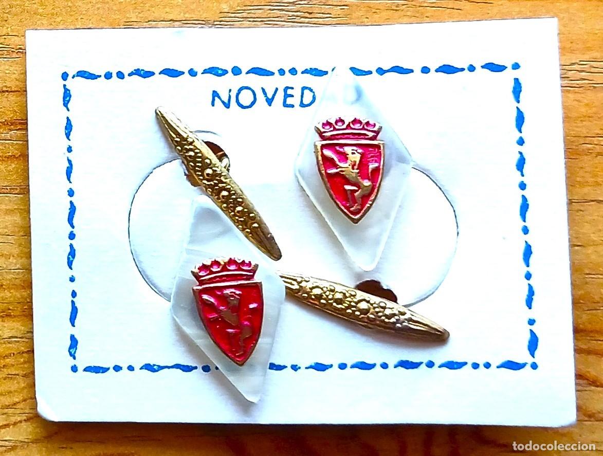Coleccionismo deportivo: GEMELOS REAL ZARAGOZA FUTBOL LOGO METAL SOBRE SIMIL METACRILATO PINS INSIGNIAS R