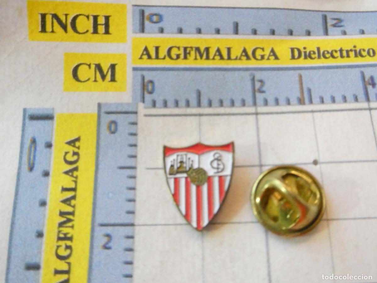 Coleccionismo deportivo: PIN DE DEPORTES. F&Uacute;TBOL. SEVILLA FC. ESCUDO DEL EQUIPO