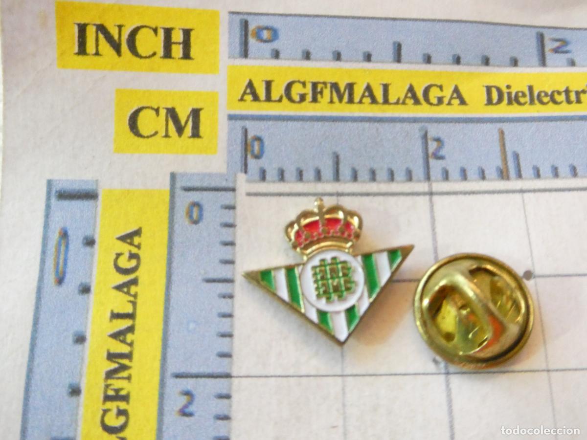 Coleccionismo deportivo: PIN DE DEPORTES. F&Uacute;TBOL. REAL BETIS BALOMPI&Eacute; SEVILLA. ESCUDO DEL EQUIPO