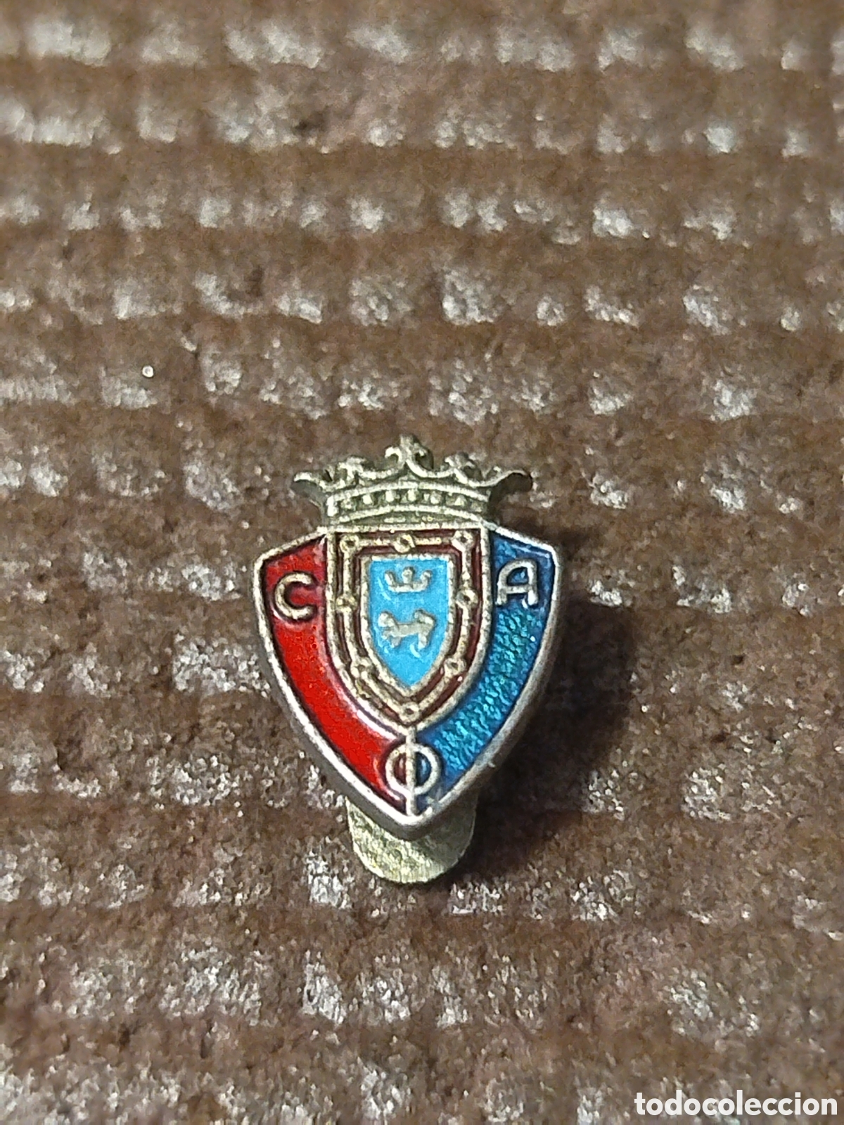 Coleccionismo deportivo: PINS DE FUTBOL C AT OSASUNA .NAVARRA