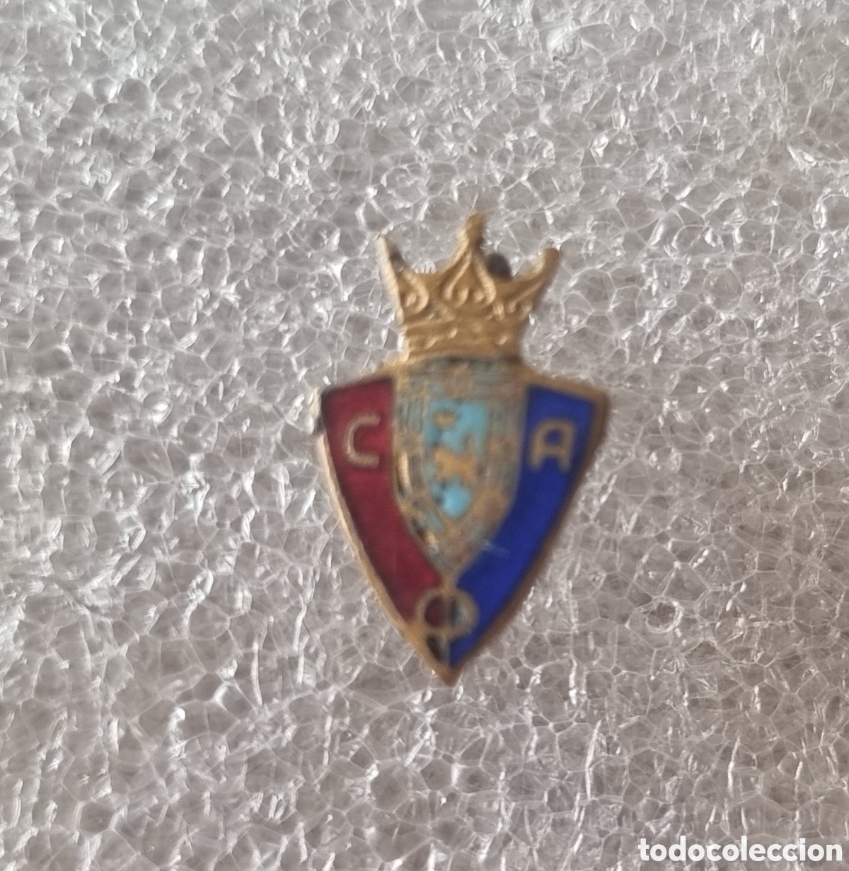 Coleccionismo deportivo: Pin insignia esmaltada del Osasuna de 1928