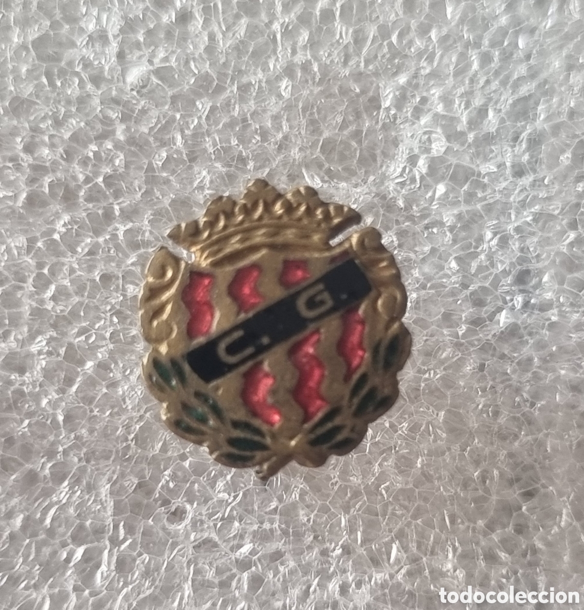 Coleccionismo deportivo: Pin insignia esmaltada del Gimn&aacute;stica Tarragona de 1947