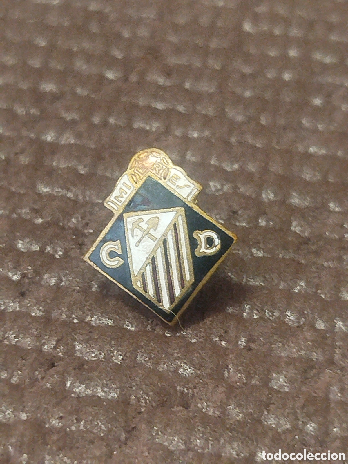 Coleccionismo deportivo: PINS DE FUTBOL MIERES CD ASTURIAS