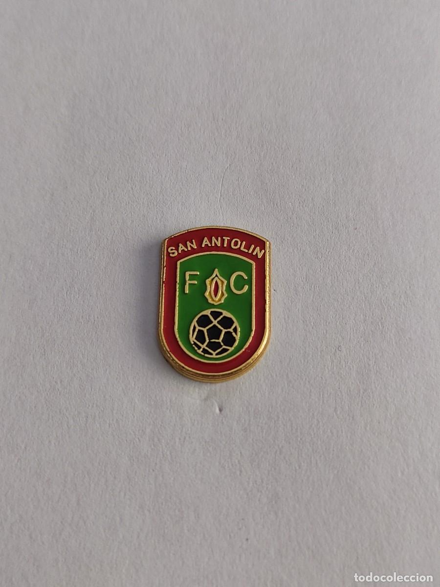 Coleccionismo deportivo: PIN FUTBOL CLUB SAN ANTOLIN