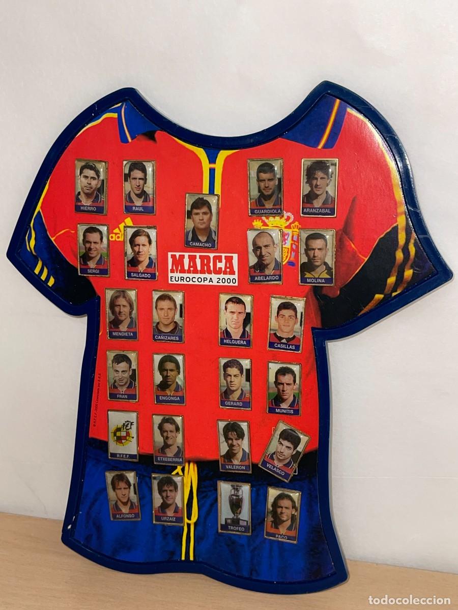 Coleccionismo deportivo: Colecci&oacute;n 25 Insignias pins Selecci&oacute;n Espa&ntilde;ola de F&uacute;tbol Eurocopa 2000 LFP RFEF diario Marca la roja
