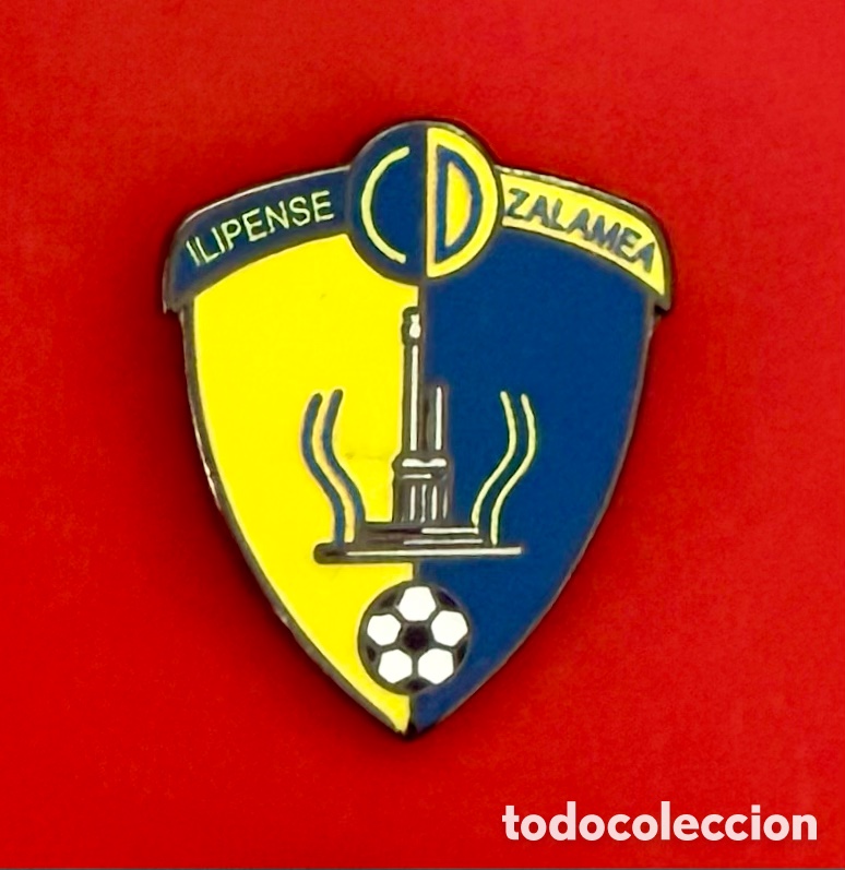 Coleccionismo deportivo: Pins oficial CD Ilipense Zalamea (Extremadura)