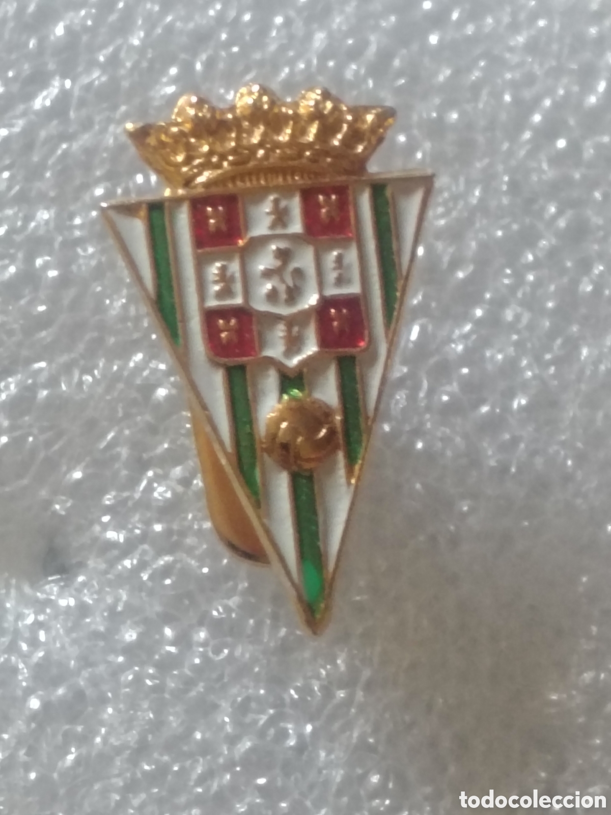 Coleccionismo deportivo: PIN F&Uacute;TBOL OJAL, C&Oacute;RDOBA C.F