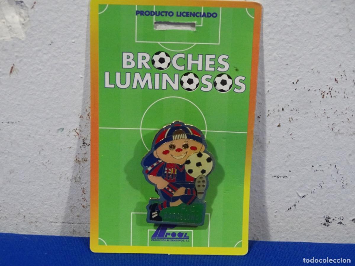 Coleccionismo deportivo: PIN COLECCION DEL BAR&Ccedil;A LUMINOSO.