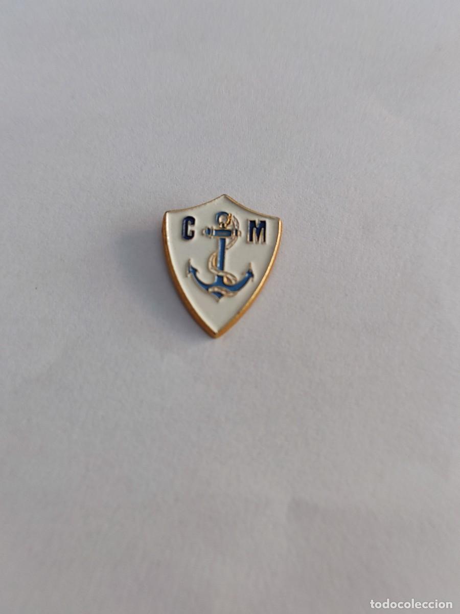 Coleccionismo deportivo: PIN FUTBOL DEL CLUB MARINO DE LUANCO - ASTURIAS