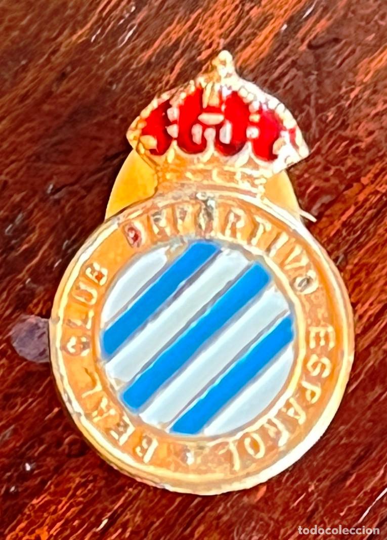 Coleccionismo deportivo: Insinia de solapa, del Real Club Deportivo Espa&ntilde;ol