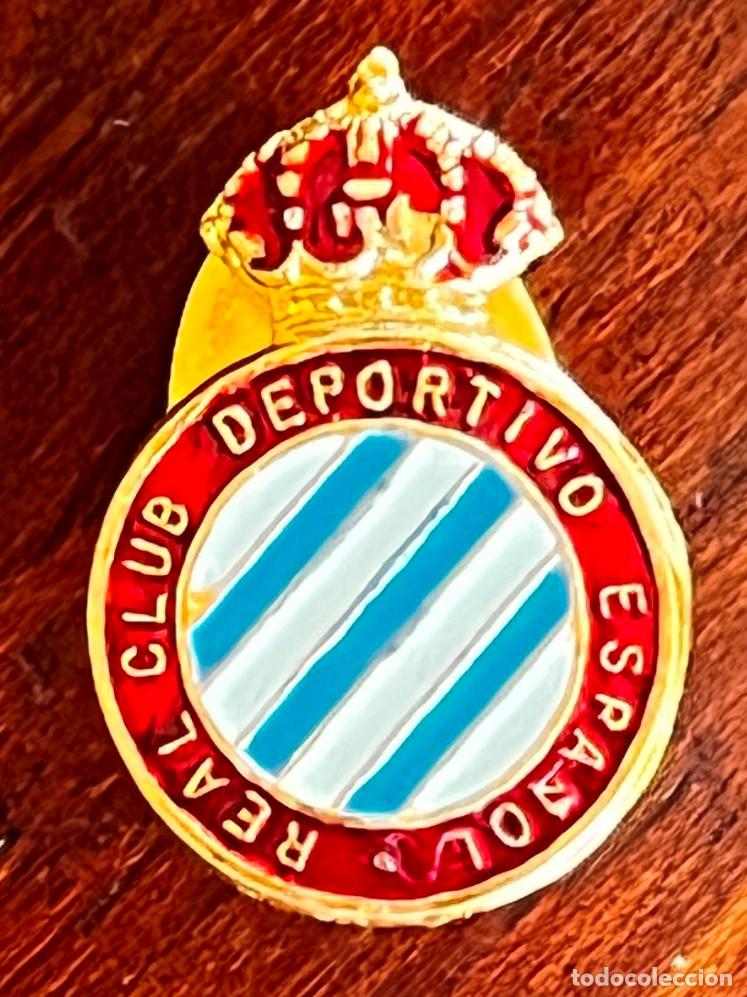Coleccionismo deportivo: Insinia de solapa, del Real Club Deportivo Espa&ntilde;ol