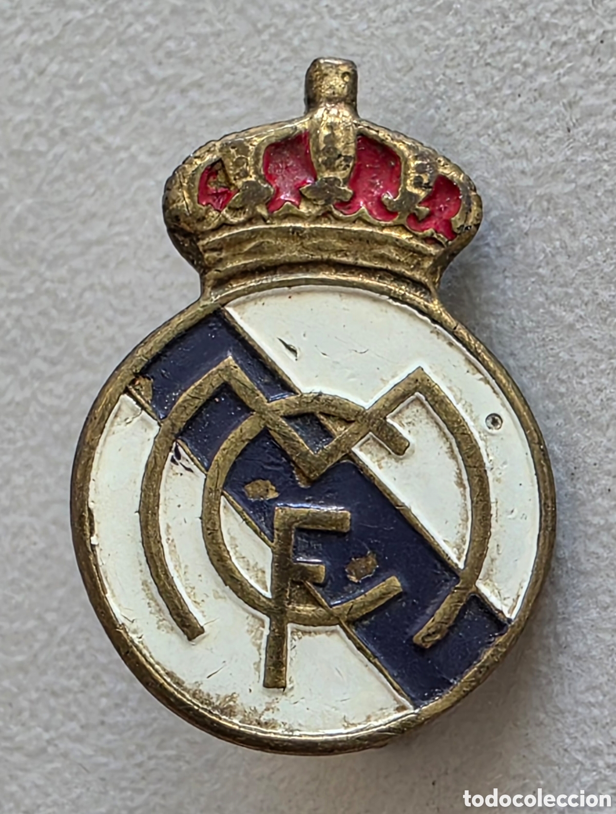 Coleccionismo deportivo: Insignia aguja Real Madrid CF - Equipo Club F&uacute;tbol Merengue