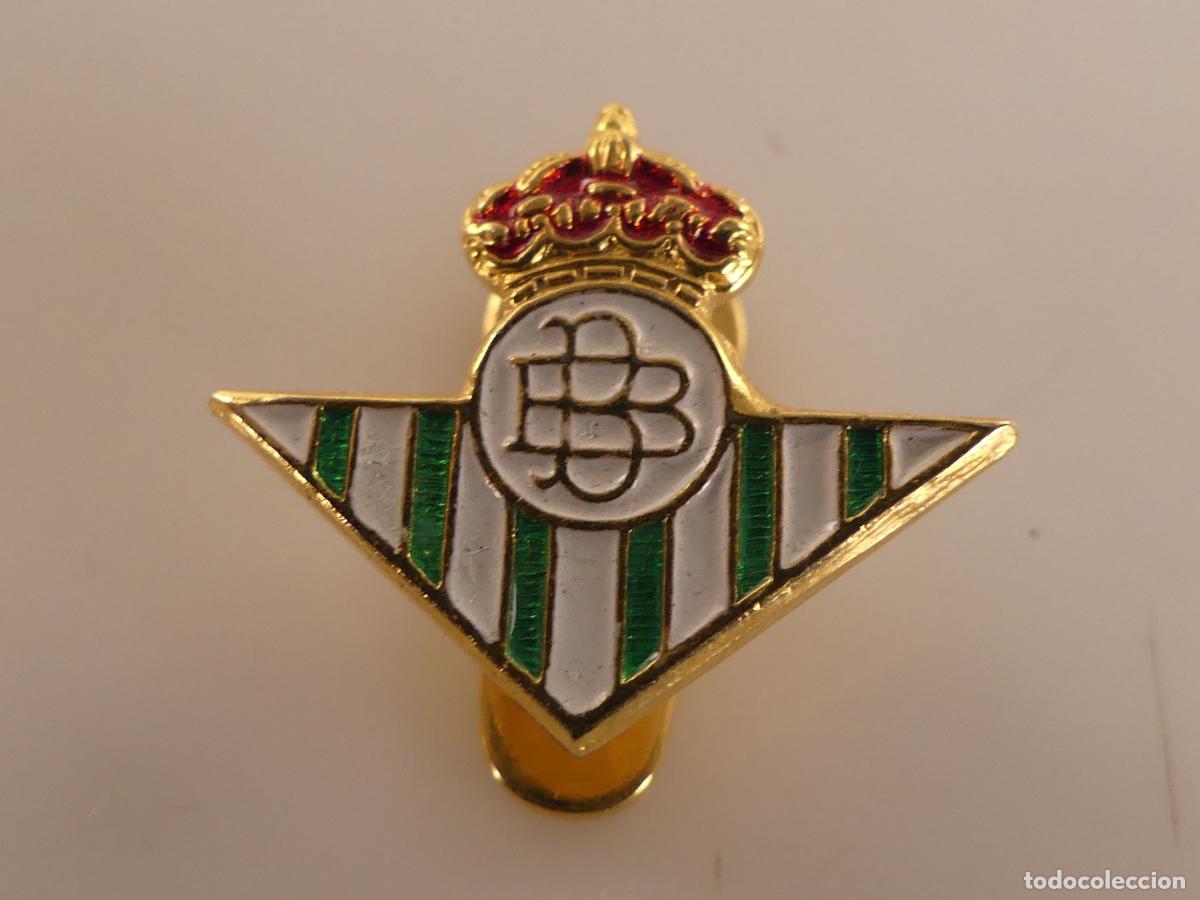 Sports collectibles: PIN OJAL INSIGNIA - REAL BETIS