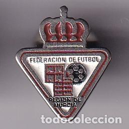 Sports collectibles: PIN DE LA FEDERACION DE FUTBOL REGION DE MURCIA (FOOTBALL)
