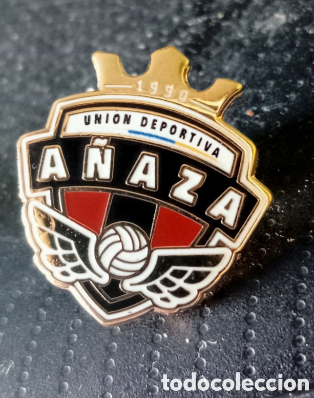 Coleccionismo deportivo: PIN F&Uacute;TBOL U D.A&Ntilde;AZA