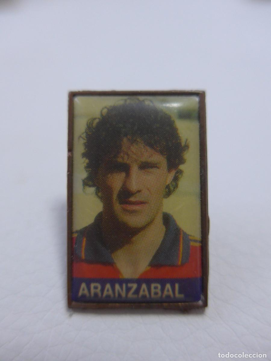 Coleccionismo deportivo: PIN ARANZABAL SELECCION ESPA&Ntilde;OLA DE FUTBOL DIARIO MARCA