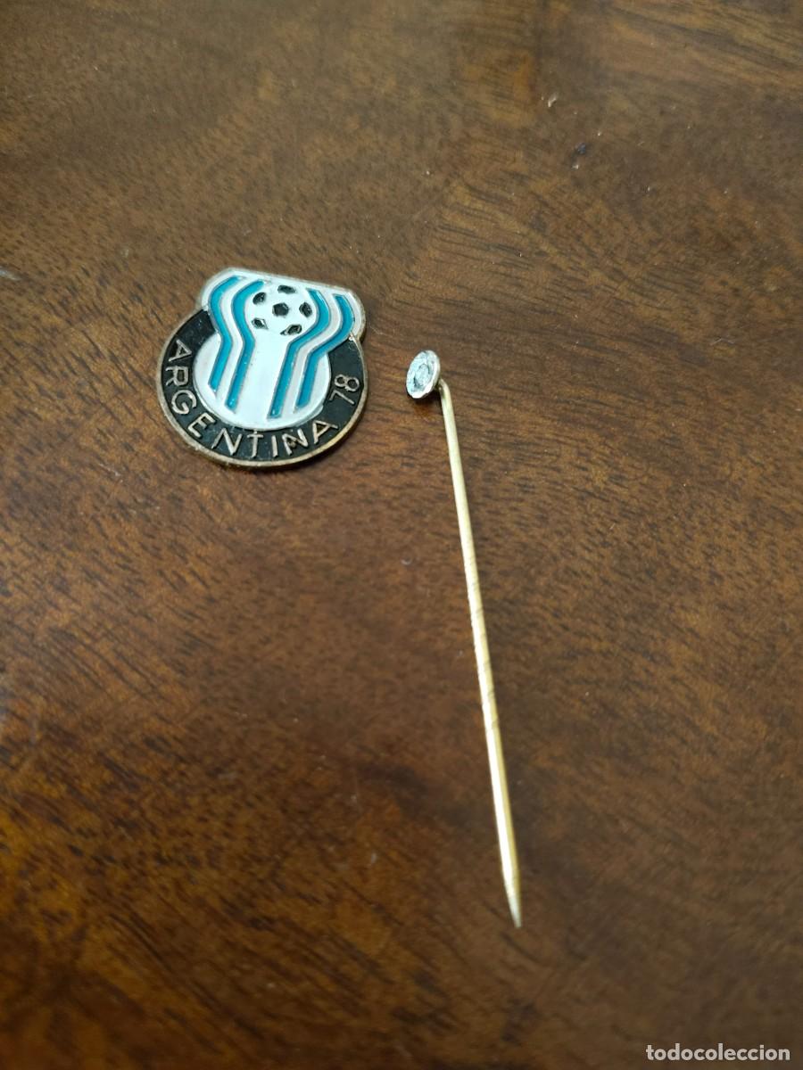 Coleccionismo deportivo: Insignia de Alfiler Argentina 78. Industria Argentina.