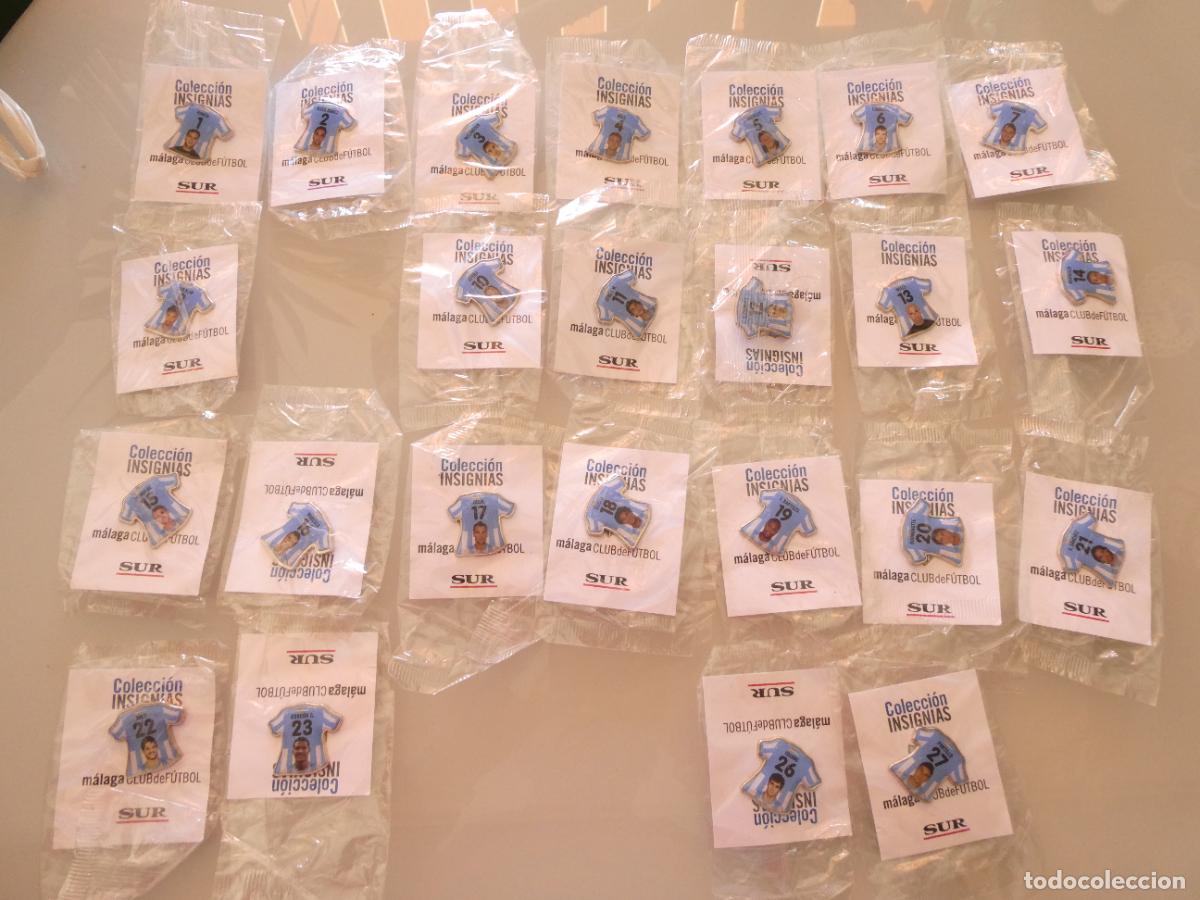 Coleccionismo deportivo: LOTE 25 PINS DEL M&Aacute;LAGA CLUB DE F&Uacute;TBOL TEMPORADA 2011 2012. JUGADORES ISCO. PRECINTADO 200GR. 220GR