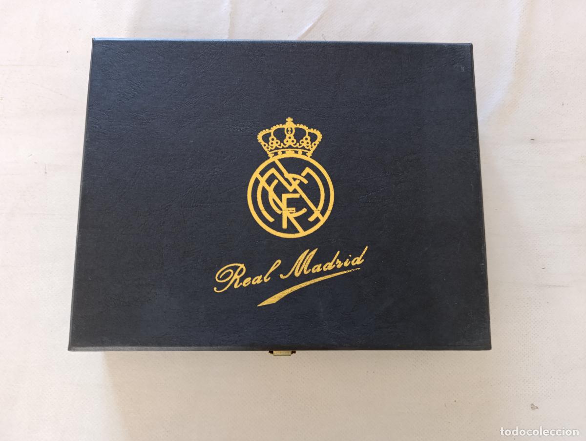 Coleccionismo deportivo: ESTUCHE / CAJA PARA PINES REAL MADRID C.F. - FUTBOL - PIN - A&Ntilde;OS 90 - NO INCLUYE PINES (333#)
