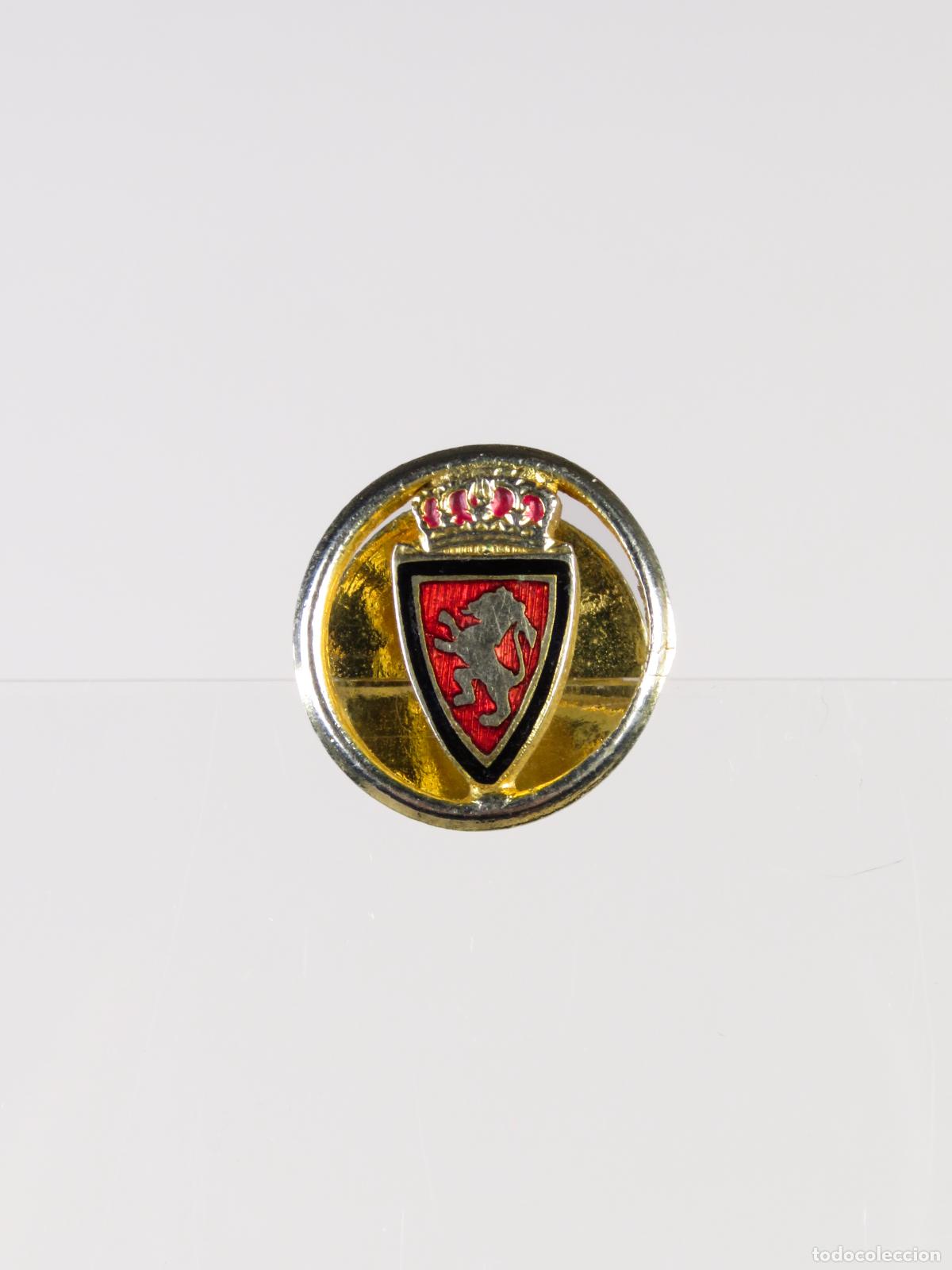 Coleccionismo deportivo: Pin solapa Escudo Zaragoza metal plateado esmalte primera mitad S XX