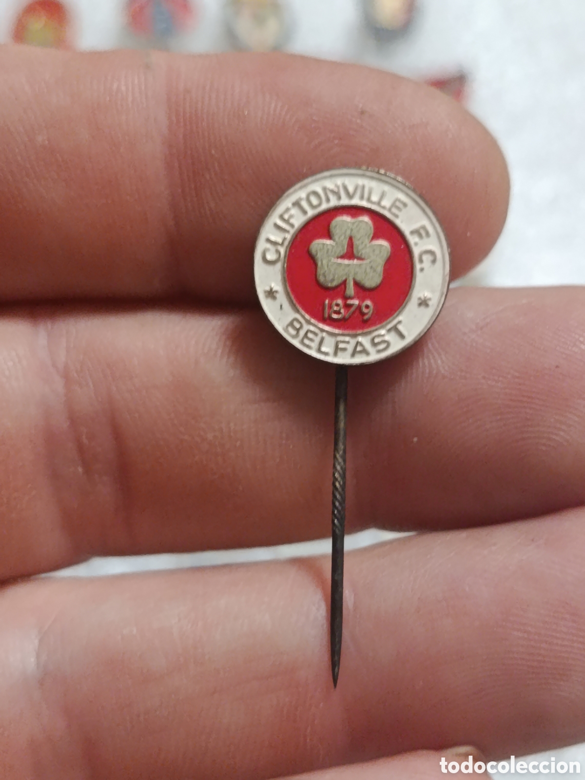 Coleccionismo deportivo: Pins de Futbol pertenece al Cliftonville F.C. de Belfast, Irlanda del Norte.