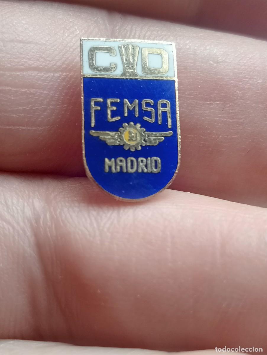 Coleccionismo deportivo: INSIGNIA ESMALTADA CD FEMSA MADRID CLUB FUTBOL PINS ALFILER