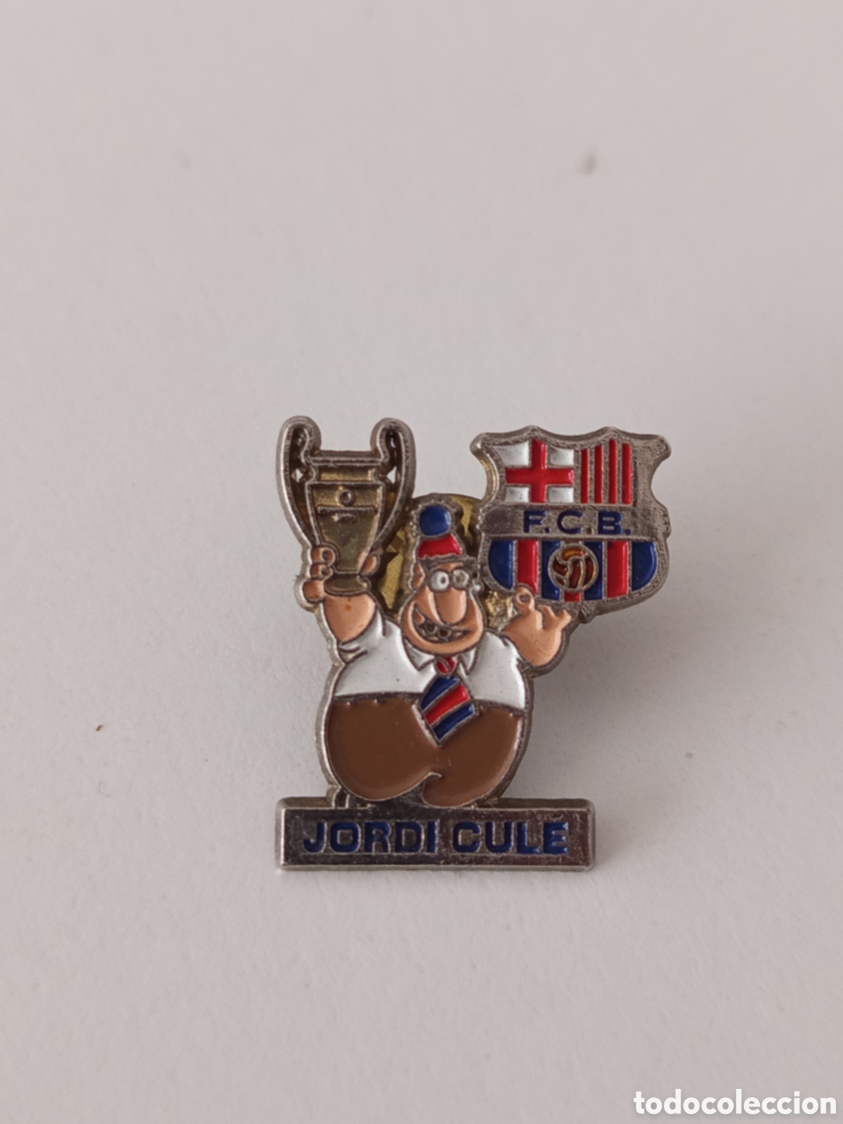 Coleccionismo deportivo: Pin Jordi Cul&eacute;, Bar&ccedil;a escudo y copa