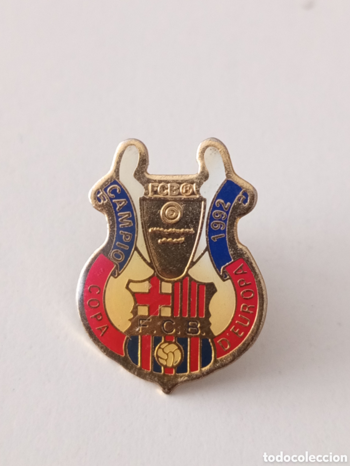 Coleccionismo deportivo: Pin F C Barcelona campi&oacute; copa europa 1992