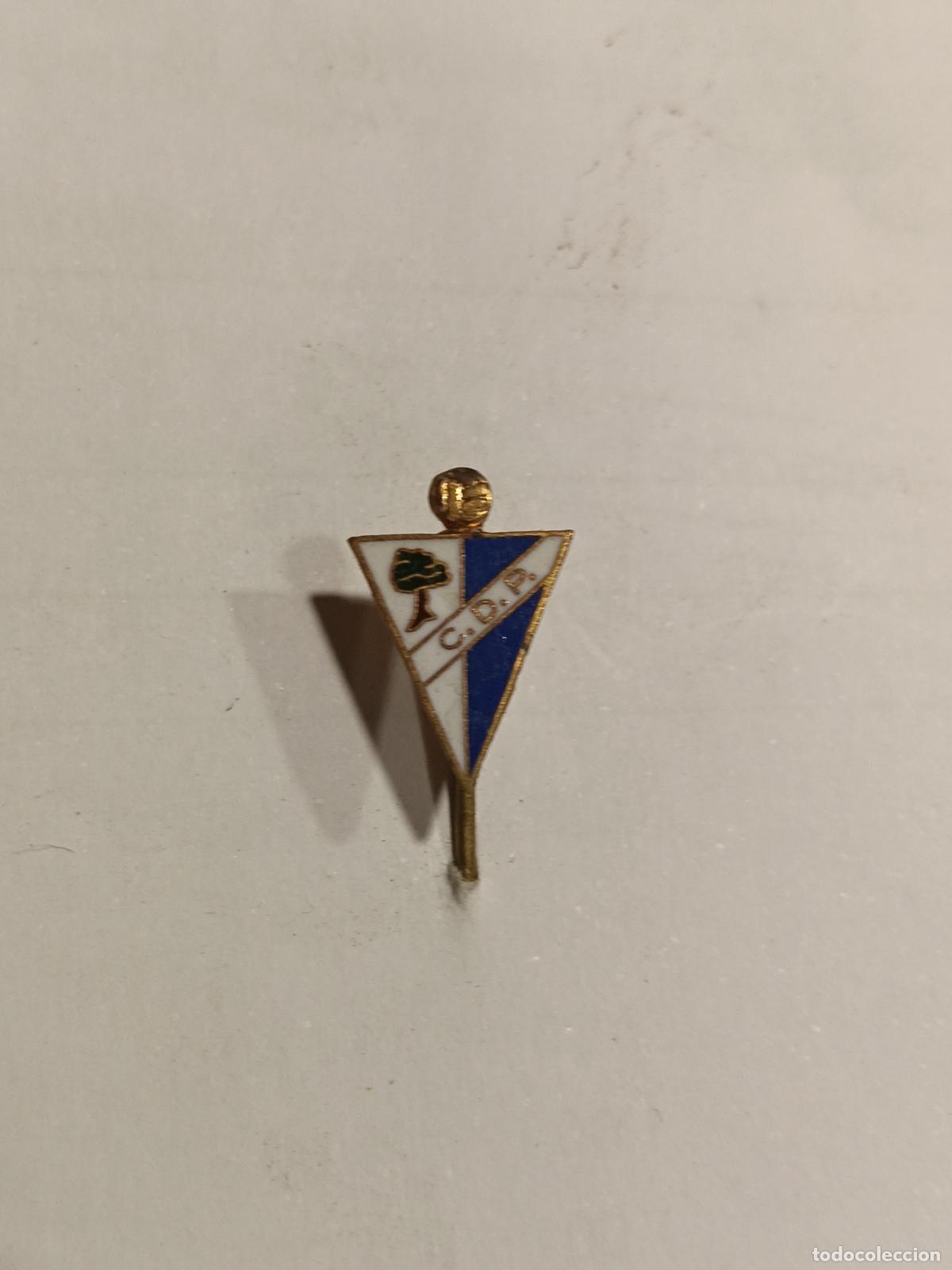 Coleccionismo deportivo: Antiguo pin escudo futbol club deportivo pinhalnovense insignia de aguja esmaltada equipo portugu&eacute;s